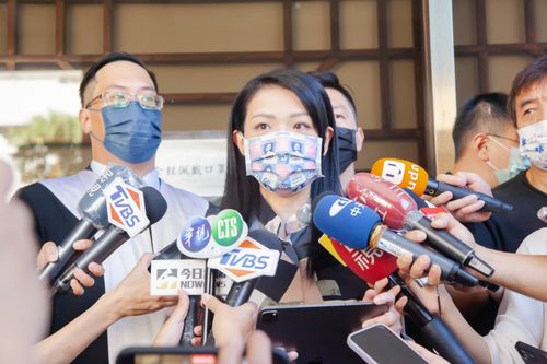 綠營10萬週刊夾報猛攻高虹安論文 高虹安陣營批黑函將提告