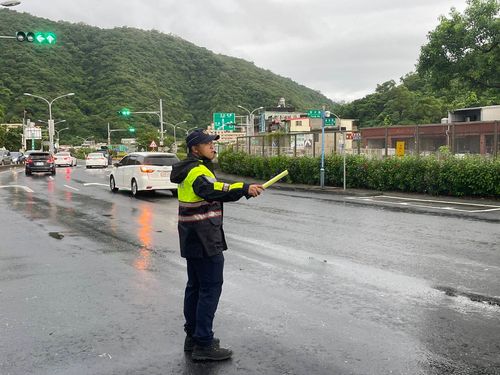宜花豪大雨下不停 蘇花路廊車流比往日少26%
