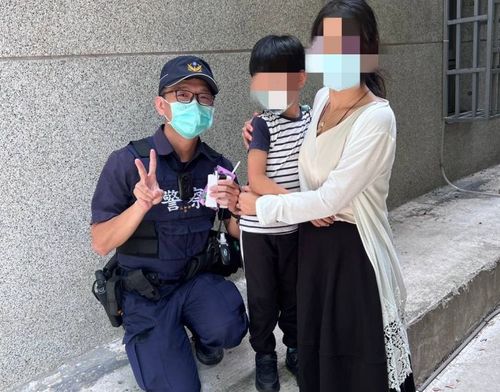 5歲男童迷路驚魂記 只會說「對」!員警靠這招幫忙尋母