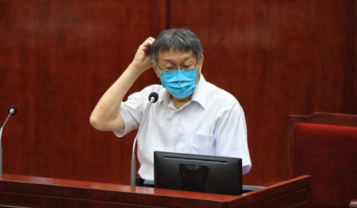 批曹興誠貼標籤罵中天「匪台」 柯文哲:很奇怪!不要看就好了