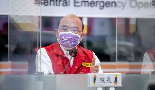尼莎颱風超大豪雨恐致災 蘇貞昌取消行程!趕往災害應變中心坐鎮