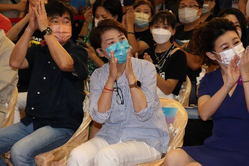 曹興誠喊話縣市長宣示抗中保台! 黃珊珊:台灣人人都保台