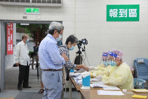 新冠死亡率逾新加坡10倍？　指揮中心曬數字否認