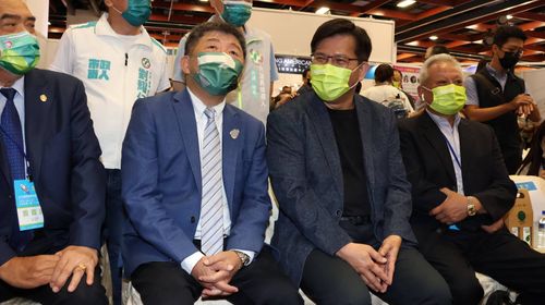 陳時中合體林佳龍、同框黃珊珊 綠白互動微妙