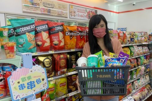 连假好康！超商满711元现折100　咖啡买10送10