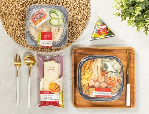超商异国鲜食新品 新加坡香辣蟹、日本江户川鳗鱼饭带味蕾旅行