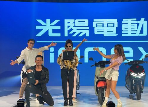 全面佈局！光陽7款全新電動機車亮相　i-One綠牌白牌雙車型最低2.5萬購得