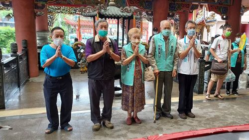 柯媽陪民眾黨選將台中掃街 吐八字真言順誇柯文哲