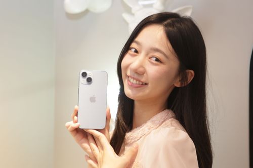 壹蘋搶先開箱|iPhone 14同中求異 合手輕旗艦