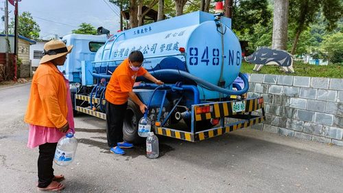 強震台東偏鄉自來水設施受損　水公司調2水車應急