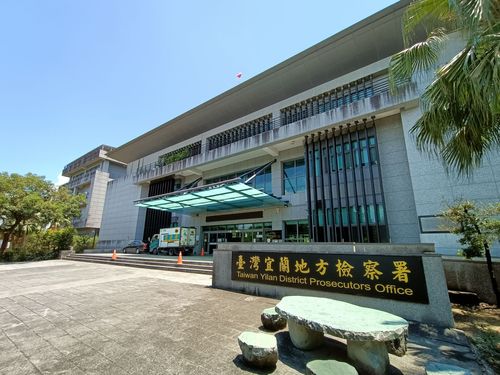 太可惡!地主不滿毛孩踐踏農作物 用豬皮摻農藥毒死3狗下場曝光