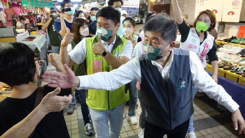 蔣萬安嗆「該問染疫死者家屬給幾分」 陳時中反批尖酸刻薄、不道德