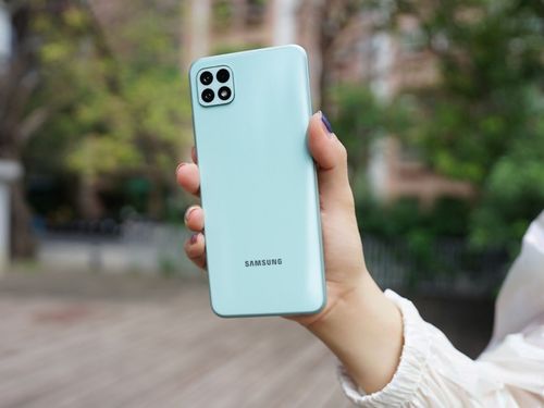 八月手機品牌排行 三星占30.8%超車蘋果奪第一