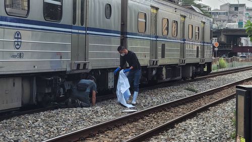 電動車男衝破柵欄秒遭火車輾斃 台鐵台南至保安段列車大誤點|駭人現場