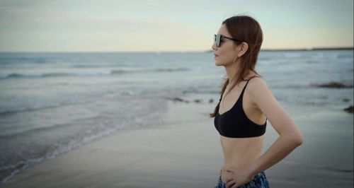 Ella澎湖解放雙B小胸 難得比基尼照被外洩