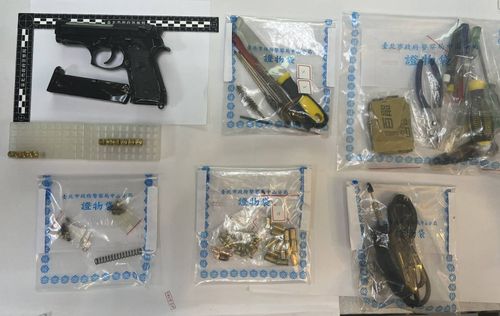 北市男遭槍脅持臨櫃求救 中山警連逮2嫌查獲槍毒