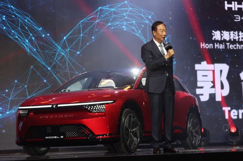 鴻海電車直擊｜MIT實力秀皮卡續航力420公里！Model B零百加速6.6秒　《壹蘋》一文掌握