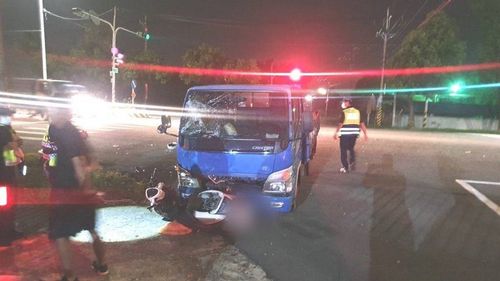 雲林貨車機車路口碰撞　騎士噴對向慘死