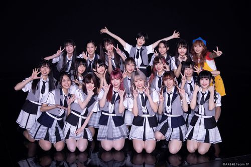 女团AKB48 TeamTP连操25小时爆哭 惊见毕业队长亮相彩蛋