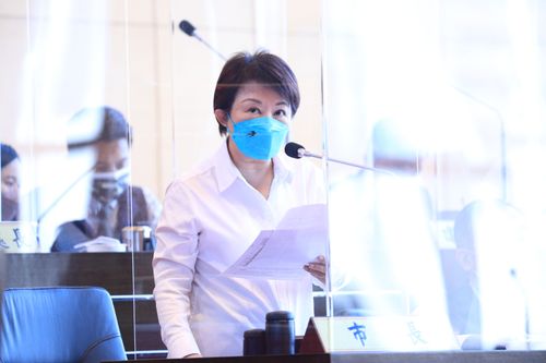 鐵路雙軌高架堅不付錢 盧秀燕「請立委修法」議員這招反擊