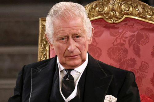 英王查理三世获得终极晋升 伤心!原官邸逾百人却可能遭解雇