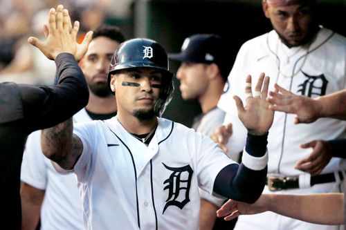 飓风重创波多黎各　老虎巴耶兹为灾民提供免费餐点