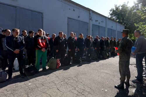 烏克蘭戰場需人孔急？俄國局部動員令　老弱殘兵也入列