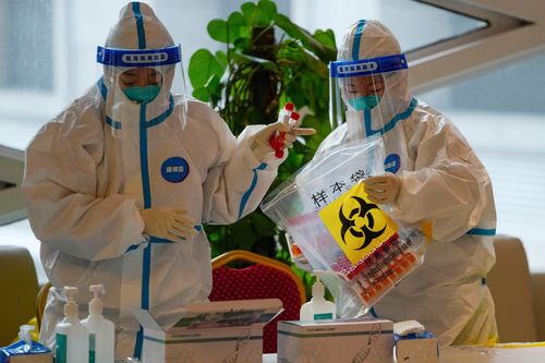 美國專家:中國告知全球爆發疫情前 早已囤積防護用具