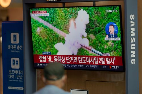北韓十天內第五度朝發射彈道飛彈　恐飛越日本上空