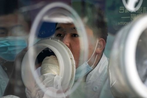 疫情復燃?河南鄭州宣布居民禁足令 暫停聚會、餐飲不得內用