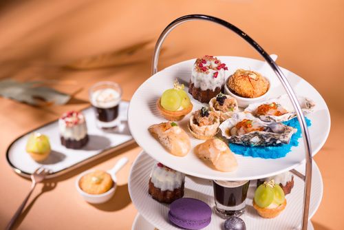 星級飯店時令海鮮入下午茶!豪邁吃牡蠣、日本麝香葡萄塔
