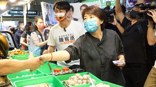 高虹安被圍毆！資策會喊告、網軍扯特權進北一女　黃珊珊：人格毀滅式攻擊