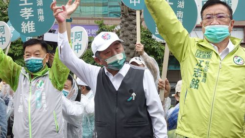 陳時中、黃珊珊首直播尬場！流量差10倍　專家：逆時中粉混入抓辮子