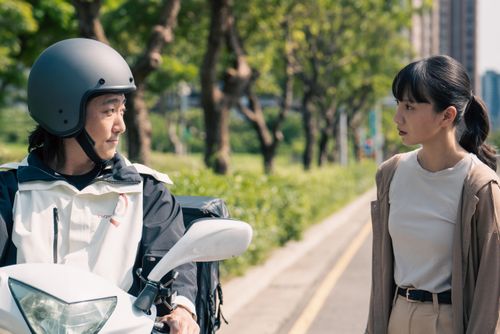 張懷秋VR扮類機器人放空 張寗對戲偶像內心暗喜