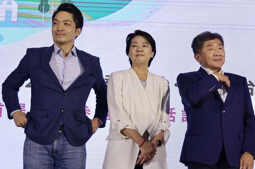 蔣萬安提「深蹲20下免費搭公車」 律師傻眼:司機開到終點站天都黑了