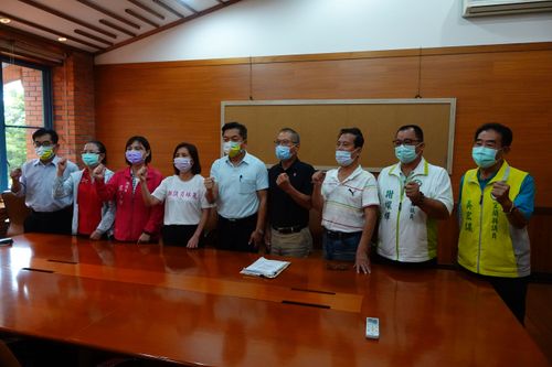 宜蘭綠營抗議縣長請假籲勇敢面對　林姿妙陣營「公理正義自在人心」