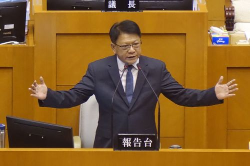 為陳時中加油還分享執政第一秘訣　潘孟安親揭兩人關係