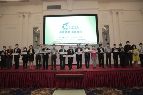 盧秀燕、蔡其昌有共識了！搶攻綠色經濟聯盟支持　各推減碳計畫搶選票