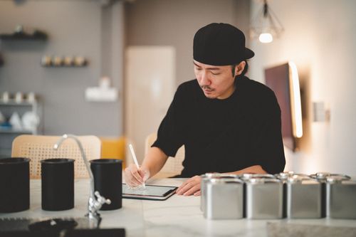 世界咖啡日｜插畫家用iPad Air搭Apple Pencil勾勒咖啡廳