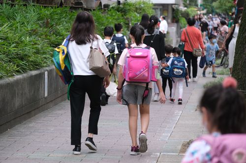 9歲女童沒打疫苗急性腦炎病逝 中重症新增102例