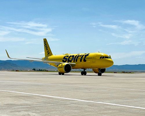 3個月大嬰兒機上停止呼吸 幸遇退休護士同機急刻救援