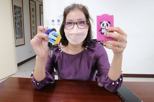 越南新住民遭機器切斷2指　自許「八指姑娘」帶同胞勇敢追夢