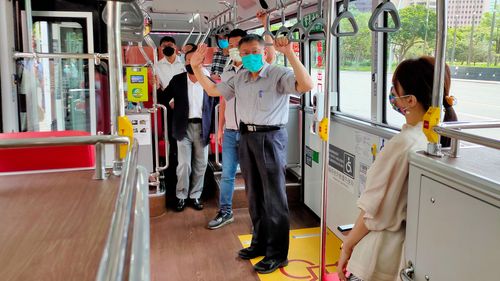 領頭羊！北市336輛電動公車上路　柯文哲：年底目標400輛