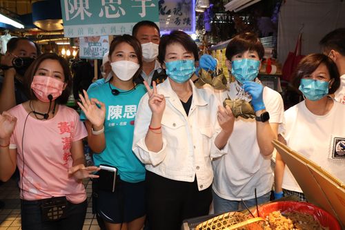 遭疑自刪疫苗預算　黃珊珊悔：當時過度相信陳時中