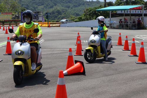 提升考照後行車安全　監理站辦機車駕訓班補助2萬名