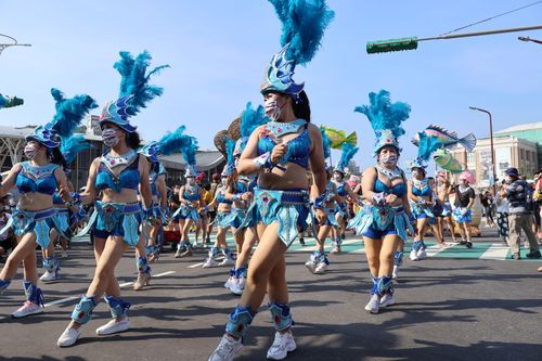 基隆嘉年華會熱鬧登場　整座城市都是伸展台