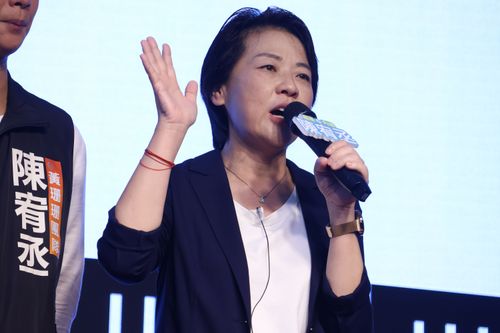 蔣萬安「棄保是綠白的算計」 黃珊珊喊話:棄藍綠保珊珊