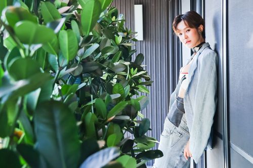 專訪｜名模蔚葒縈一覺醒來臉歪嘴斜　「我一輩子難道只能這樣」