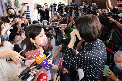 「成王敗寇」一年前就決定　王鴻薇曝：周玉蔻被罰40萬「我檢舉的」