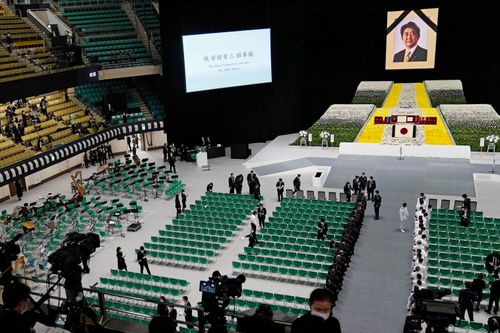 送安倍最後一程！　靈車從東京自宅出發